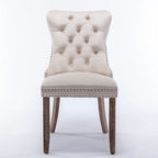 Chaise de salle à manger contemporaine haut de gamme en velours capitonné avec pieds en bois et clous décoratifs, lot de 2 pièces.